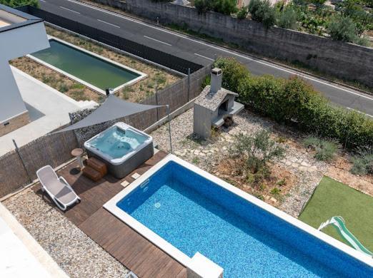 Villa Hedonist Seget Vranjica Exteriör bild