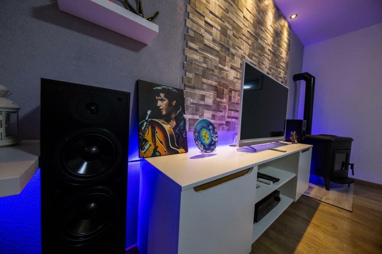 Villa Hedonist Seget Vranjica Exteriör bild